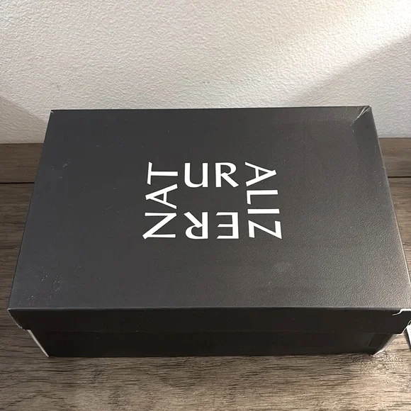 NIB [Naturalizer] Miranda Cheetah High Top Zipper Flat Sneakers Women’s Sz 7.5 - Picture 10 of 11